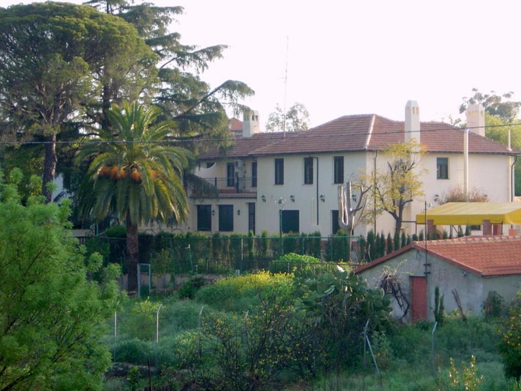 Riotinto Victorian House Hostal Minas De Riotinto Exterior foto